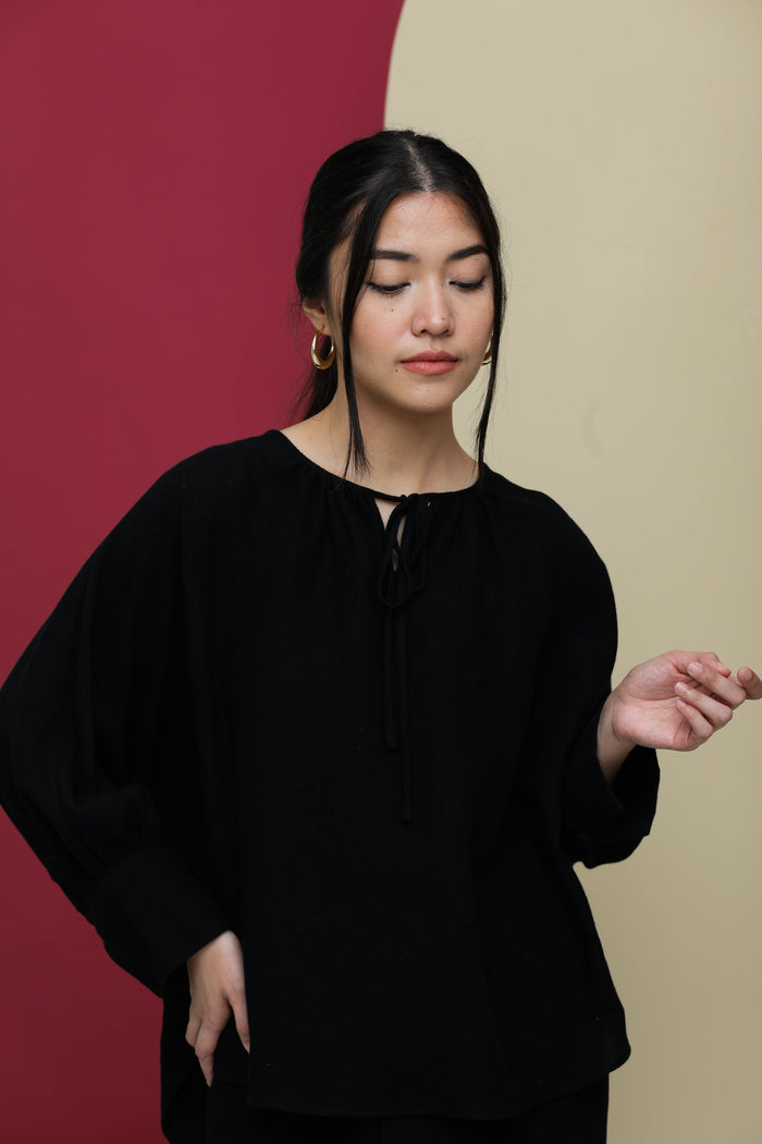 As Is Avery Cotton Top Black