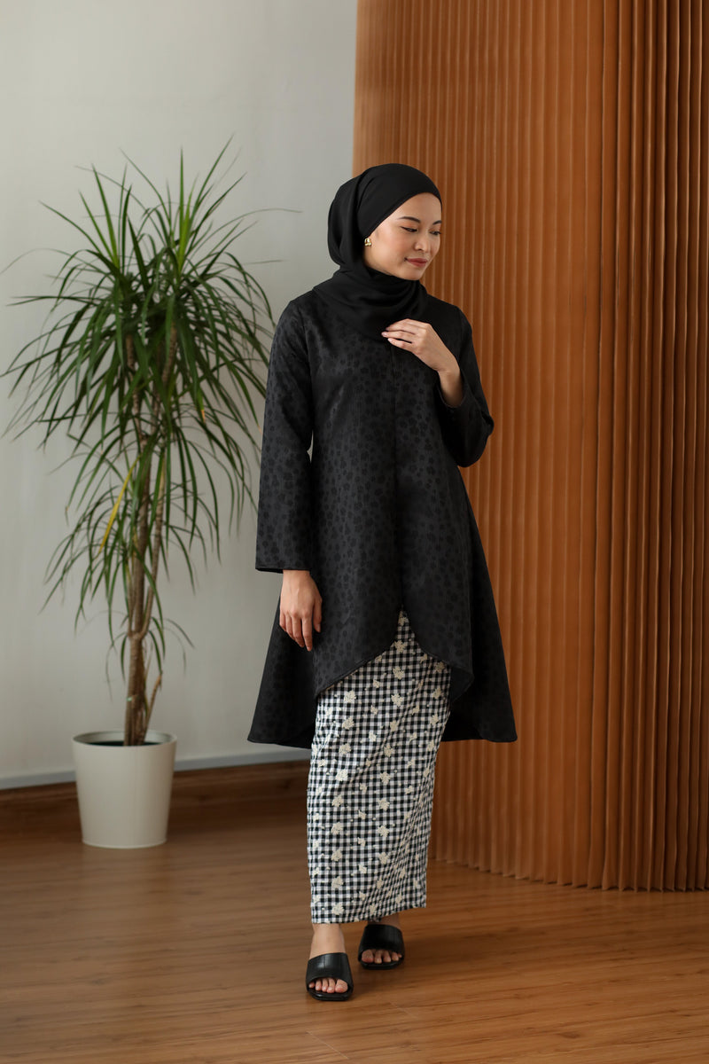 As Is Imelda Skirt Black
